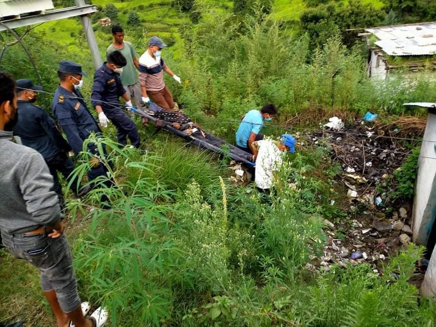 जिप दुर्घटना हुँदा एक जनाको मृत्यु दश जना घाईते 