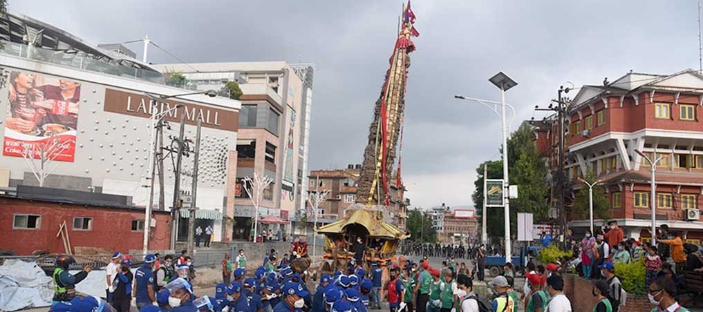 शान्तिपूर्वक तानियो रातो मत्स्येन्द्रनाथको रथ