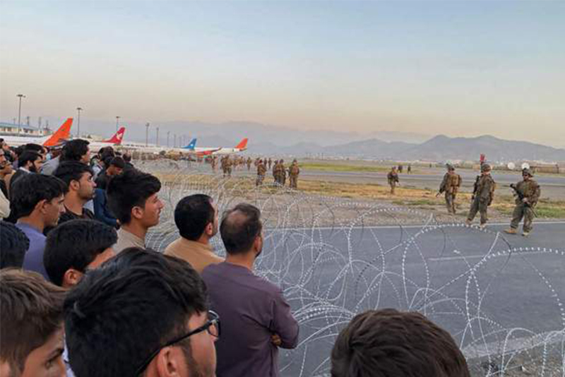 काबुल विमानस्थलमा गोली चल्यो, ३ जनाको मृत्यु