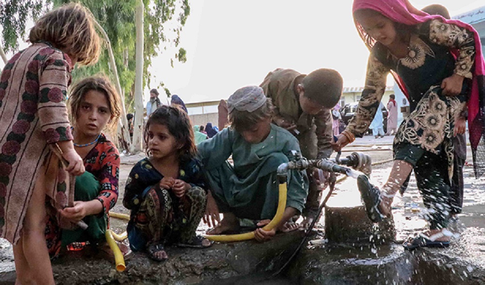 अफगानिस्तानमा मानवीय संकट आउन लाग्यो