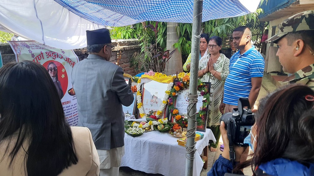 प्रधानमन्त्री प्रचण्ड उपप्रधानमन्त्री खड्काकी भाइबुहारीको श्रद्धाञ्जली सभामा सहभागी