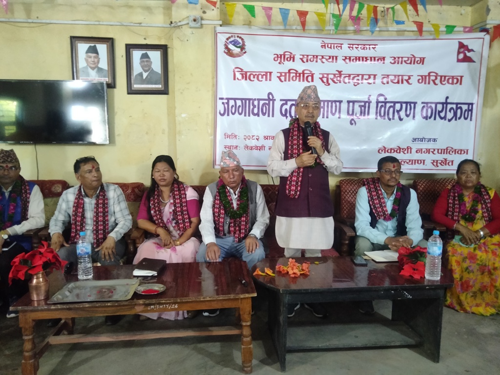 कांग्रेस–एमाले सरकार आगामी निर्वाचनसम्म रहन्छ : खड्का